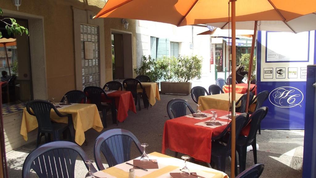 Hotel Du Chateau Chateau-Arnoux-Saint-Auban Exterior foto